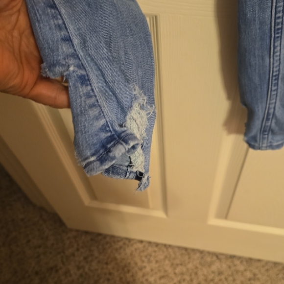 Hollister High Rise Light Blue‎ Jeans - Picture 3 of 6